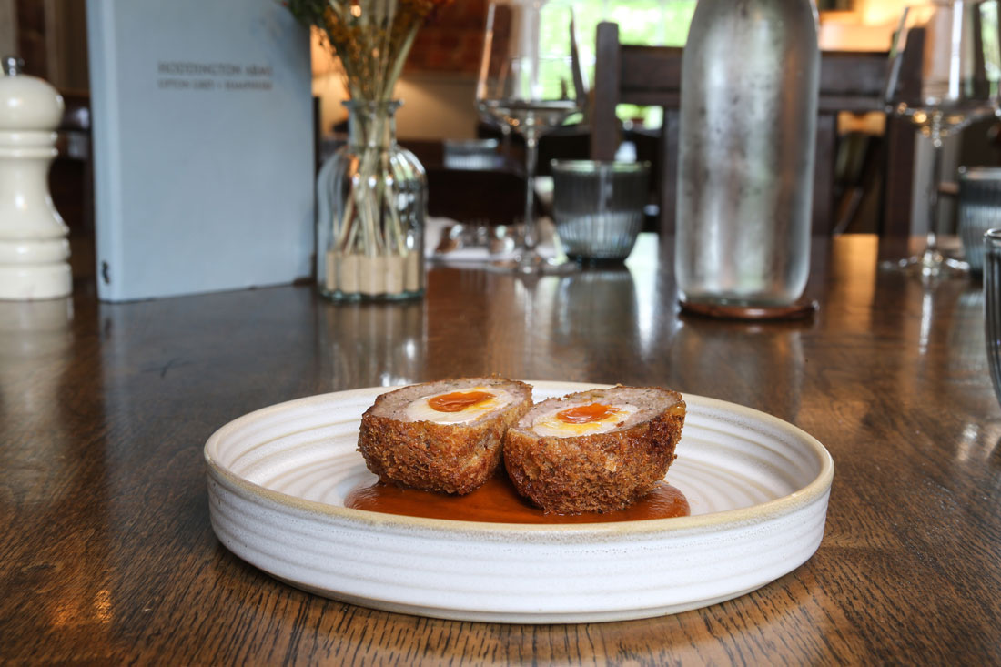 The Hoddington Arms